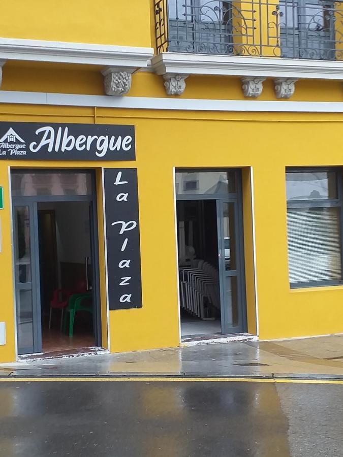 Albergue La Plaza Tineo Eksteriør bilde